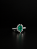 Anillo Leidy con esmeralda en lágrima (Ref. 128)