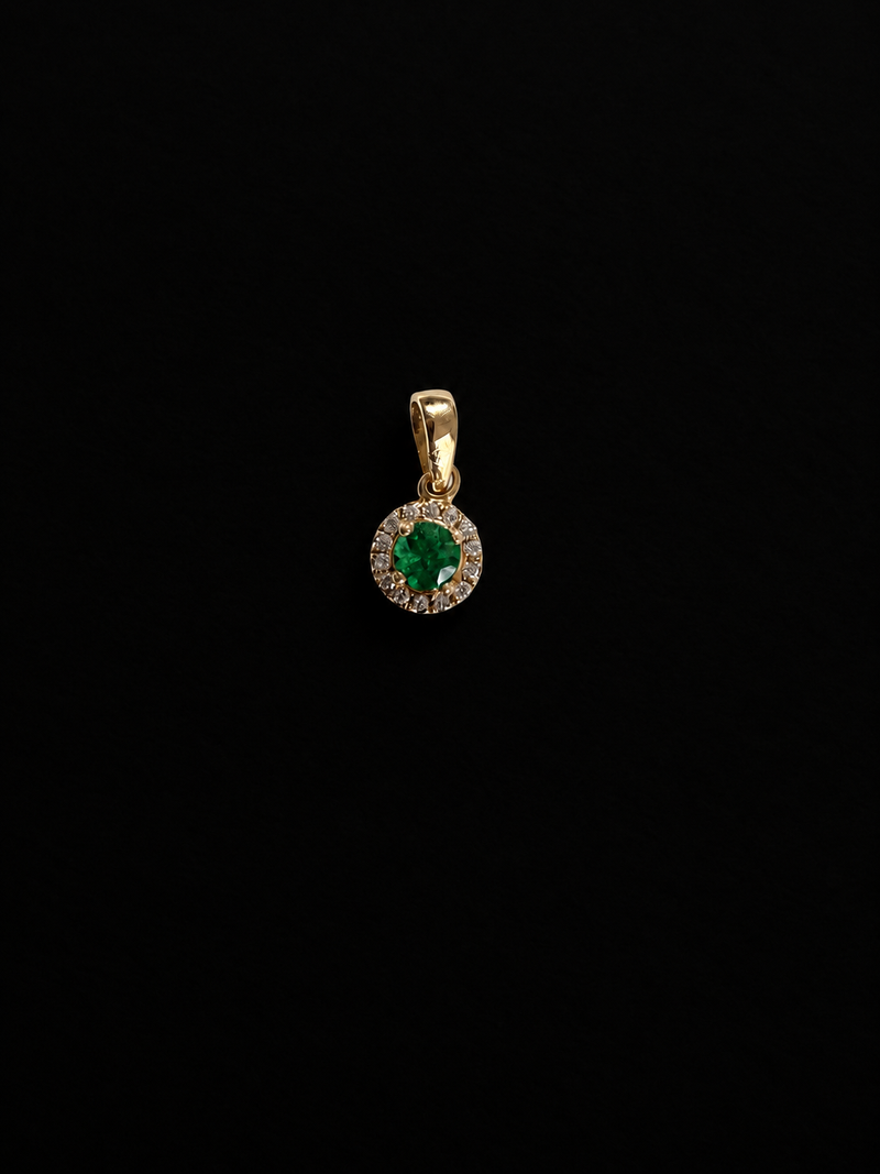 Dije con esmeralda y diamantes
