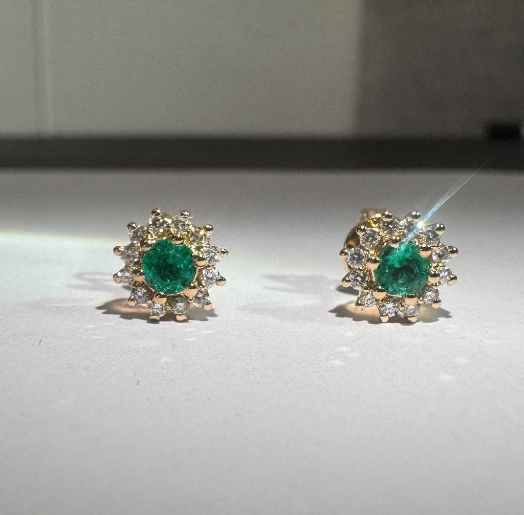 Topos con esmeralda en halo (Ref. 330)
