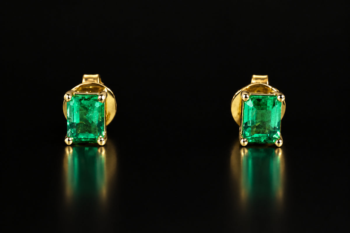 Topos con esmeralda rectangular (Ref. 253)